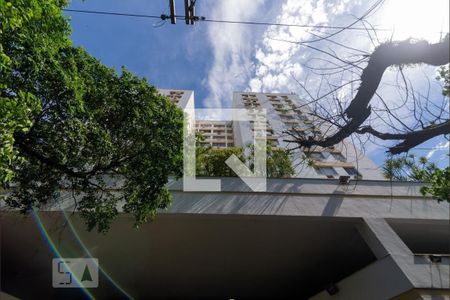 Apartamento à venda com 76m², 2 quartos e 1 vagaFachada