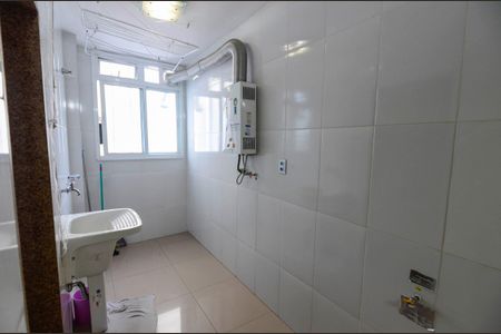 Apartamento à venda com 76m², 2 quartos e 1 vagaÁrea de Serviço