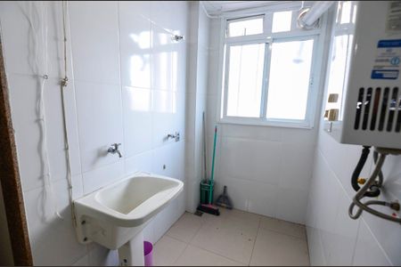 Apartamento à venda com 76m², 2 quartos e 1 vagaÁrea de Serviço