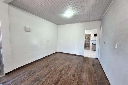 Sala de casa para alugar com 3 quartos, 90m² em Chácaras Arcampo, Duque de Caxias