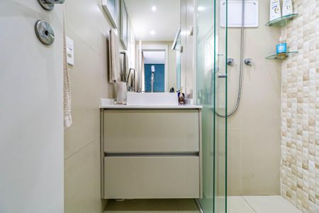 Apartamento à venda com 68m², 2 quartos e 1 vaga Apartamento à venda com 68m², 2 quartos e 1 vagaBanheiro da Suíte