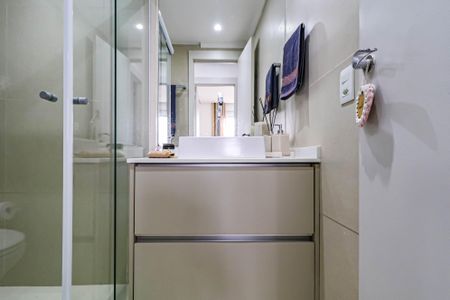 Apartamento à venda com 68m², 2 quartos e 1 vaga Apartamento à venda com 68m², 2 quartos e 1 vagaBanheiro social