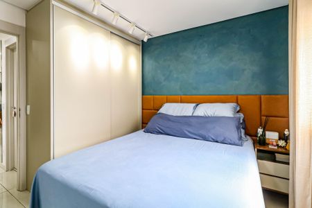 Apartamento à venda com 68m², 2 quartos e 1 vaga Apartamento à venda com 68m², 2 quartos e 1 vagaSuíte