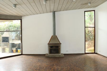 Casa de condomínio para alugar com 723m², 5 quartos e 2 vagasSala