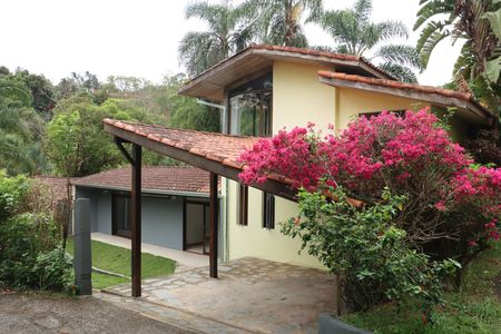 Casa de condomínio para alugar com 723m², 5 quartos e 2 vagasFachada