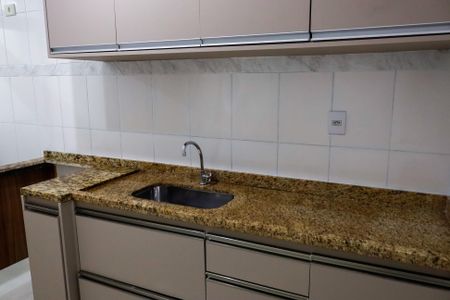 Casa de condomínio à venda com 92m², 3 quartos e 2 vagas Casa de condomínio à venda com 92m², 3 quartos e 2 vagasCozinha