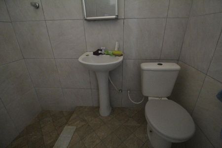 Casa à venda com 79m², 1 quarto e 1 vagaBanheiro