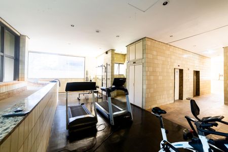 Apartamento para alugar com 50m², 1 quarto e 1 vaga Apartamento para alugar com 50m², 1 quarto e 1 vagaÁrea comum - Academia