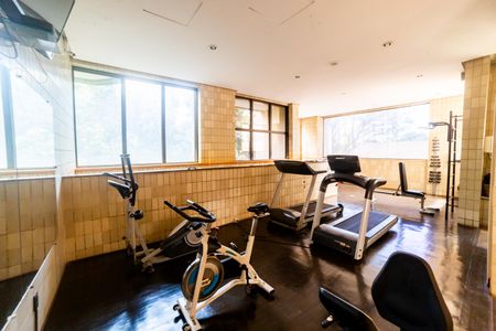 Apartamento para alugar com 50m², 1 quarto e 1 vaga Apartamento para alugar com 50m², 1 quarto e 1 vagaÁrea comum - Academia