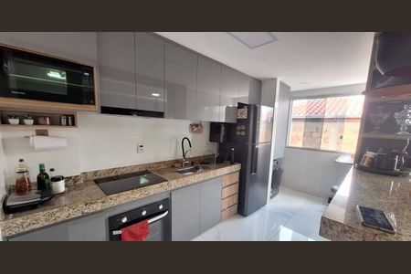 Apartamento à venda com 63m², 2 quartos e 2 vagasCozinha