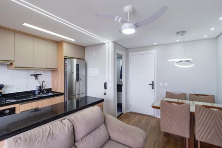 Sala de apartamento à venda com 3 quartos, 57m² em Padroeira, Osasco