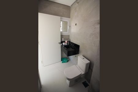 Casa de condomínio à venda com 248m², 4 quartos e 4 vagas Casa de condomínio à venda com 248m², 4 quartos e 4 vagasBanheiro da Suíte 4