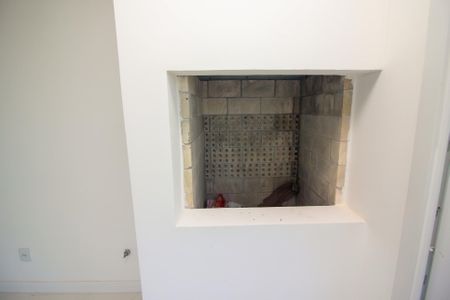 Casa de condomínio à venda com 248m², 4 quartos e 4 vagas Casa de condomínio à venda com 248m², 4 quartos e 4 vagasChurrasqueira