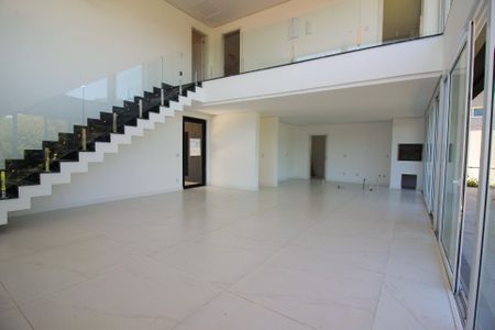 Sala de casa de condomínio à venda com 4 quartos, 248m² em Vila Nova, Porto Alegre