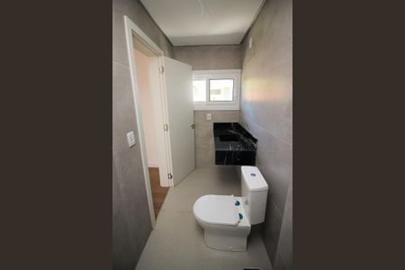 Casa de condomínio à venda com 248m², 4 quartos e 4 vagas Casa de condomínio à venda com 248m², 4 quartos e 4 vagasBanheiro da Suíte 1