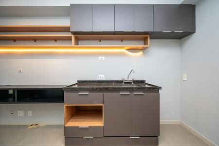Apartamento à venda com 28m², 1 quarto e sem vaga Apartamento à venda com 28m², 1 quarto e sem vagaSala/Cozinha