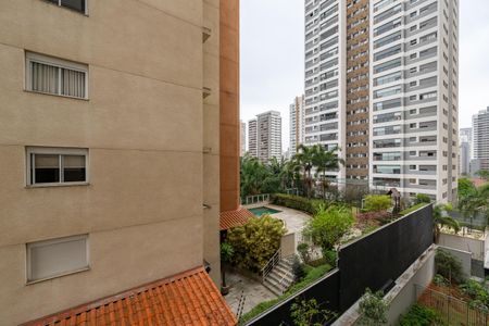 Apartamento à venda com 28m², 1 quarto e sem vaga Apartamento à venda com 28m², 1 quarto e sem vagaVista da Sacada