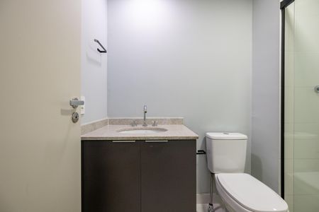 Apartamento à venda com 28m², 1 quarto e sem vaga Apartamento à venda com 28m², 1 quarto e sem vagaBanheiro da Suíte
