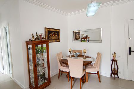 Sala de apartamento à venda com 2 quartos, 60m² em Pechincha, Rio de Janeiro