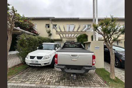 Casa à venda com 98m², 3 quartos e 2 vagas Casa à venda com 98m², 3 quartos e 2 vagasÁrea comum