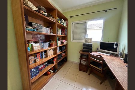 Casa à venda com 98m², 3 quartos e 2 vagas Casa à venda com 98m², 3 quartos e 2 vagasQuarto 1