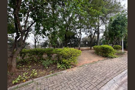 Casa à venda com 98m², 3 quartos e 2 vagas Casa à venda com 98m², 3 quartos e 2 vagasÁrea comum