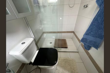 Casa à venda com 98m², 3 quartos e 2 vagas Casa à venda com 98m², 3 quartos e 2 vagasBanheiro da Suíte