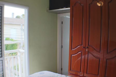 Casa à venda com 98m², 3 quartos e 2 vagas Casa à venda com 98m², 3 quartos e 2 vagasSuíte