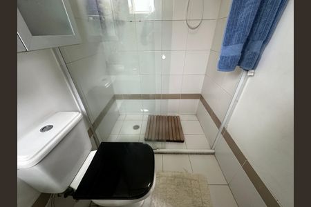 Casa à venda com 98m², 3 quartos e 2 vagas Casa à venda com 98m², 3 quartos e 2 vagasBanheiro da Suíte