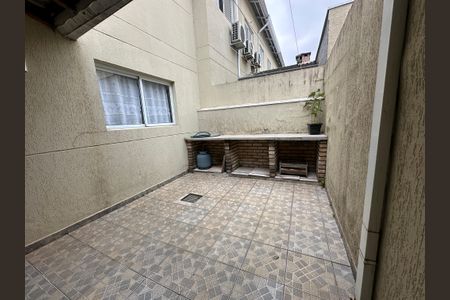 Casa à venda com 98m², 3 quartos e 2 vagas Casa à venda com 98m², 3 quartos e 2 vagasQuintal