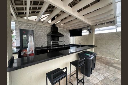 Casa à venda com 98m², 3 quartos e 2 vagas Casa à venda com 98m², 3 quartos e 2 vagasÁrea comum - Churrasqueira