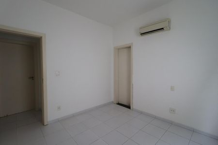 Casa para alugar com 250m², 3 quartos e 6 vagasSuíte 3