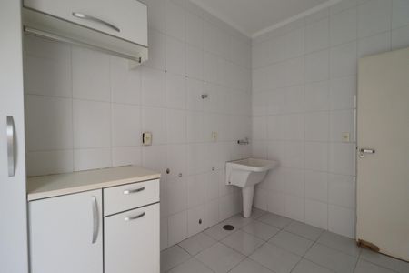 Casa para alugar com 250m², 3 quartos e 6 vagasÁrea de Serviço