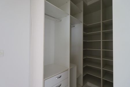 Casa para alugar com 250m², 3 quartos e 6 vagasCloset da suíte 1