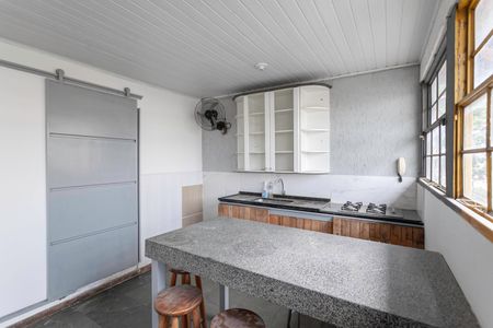 Casa para alugar com 80m², 2 quartos e 2 vagasSala/Cozinha