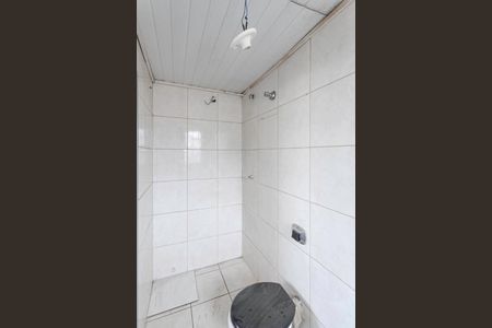 Casa para alugar com 80m², 2 quartos e 2 vagasBanheiro social