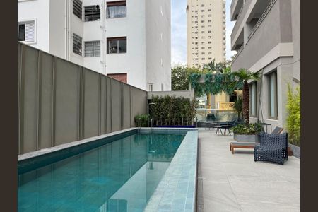 Studio à venda com 24m², 1 quarto e sem vagaÁrea comum - Piscina