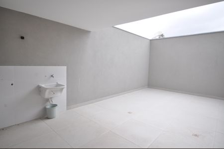 Casa à venda com 180m², 3 quartos e 5 vagasÁrea de Serviço