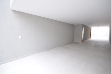 Casa à venda com 180m², 3 quartos e 5 vagasGaragem