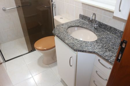 Apartamento à venda com 146m², 2 quartos e 2 vagasBanheiro da Suíte