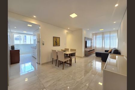 Sala de apartamento à venda com 2 quartos, 68m² em Nova Suíça, Belo Horizonte