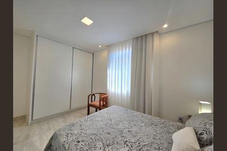 Apartamento à venda com 68m², 2 quartos e 1 vagaQuarto