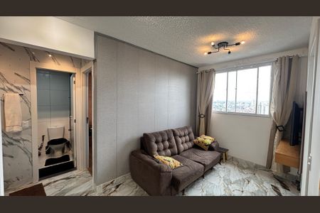 Sala de apartamento para alugar com 2 quartos, 35m² em Santa Maria, Santo André