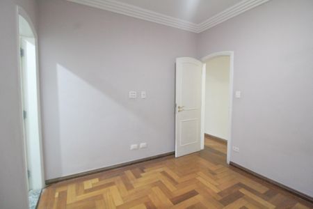 Casa para alugar com 232m², 3 quartos e 3 vagasSuíte 2