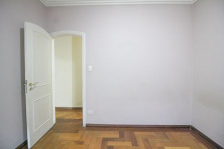 Casa para alugar com 232m², 3 quartos e 3 vagasSuíte 2