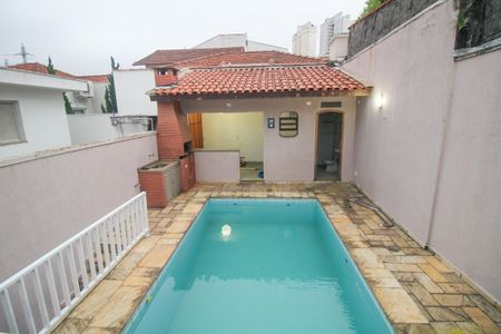 Casa para alugar com 232m², 3 quartos e 3 vagasÁrea comum - Piscina
