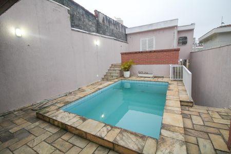 Casa para alugar com 232m², 3 quartos e 3 vagasÁrea comum - Piscina