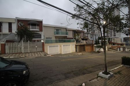 Casa para alugar com 232m², 3 quartos e 3 vagasFachada