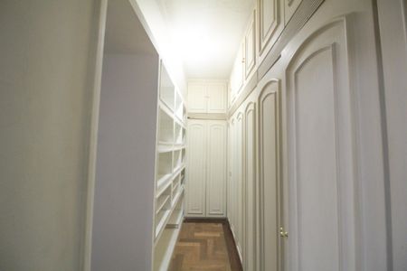 Casa para alugar com 232m², 3 quartos e 3 vagasCloset da Suíte 3