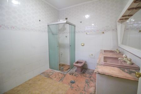 Casa para alugar com 232m², 3 quartos e 3 vagasBanheiro da Suíte 3